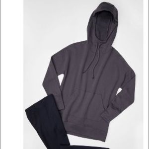 Fabletics Explore Outfit